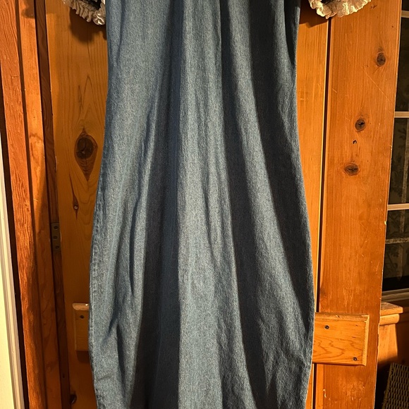 Collared denim midi dress from Anthro - Picture 6 of 7
